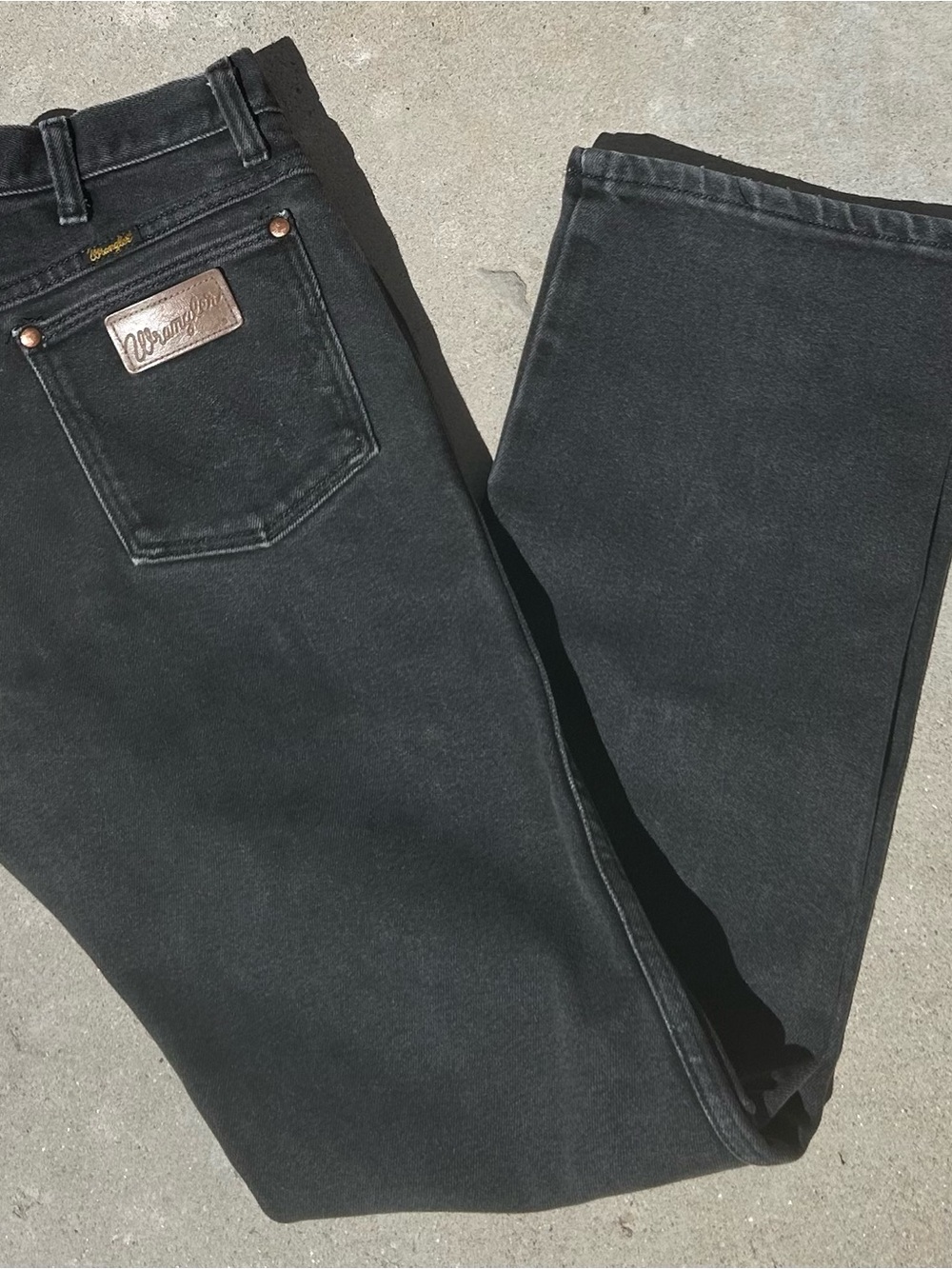 Wrangler Men’s Black Straight Leg Jeans
